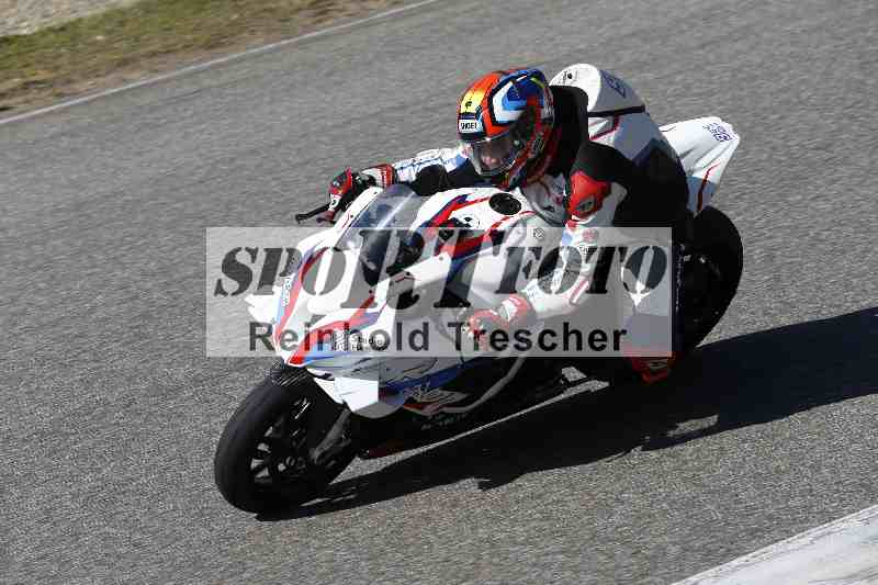 /01 02.04.2026 MAZ ADR/Gruppe rot/ohne